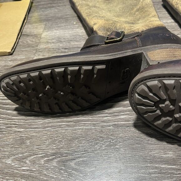 UGG Chancery Shearling Bomber Stout Black Leather Boots Womens Size 10 - Picture 12 of 13